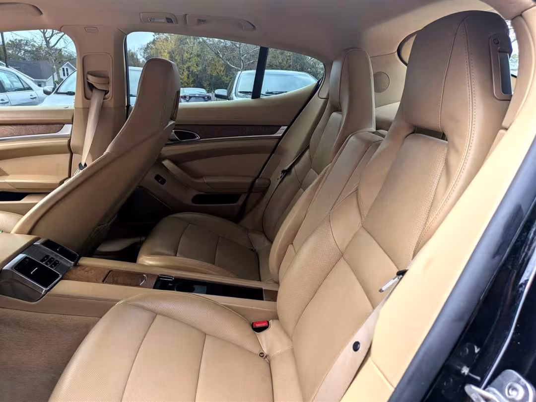 2010 Porsche Panamera - WP0AB2A77AL061058 - Image #30