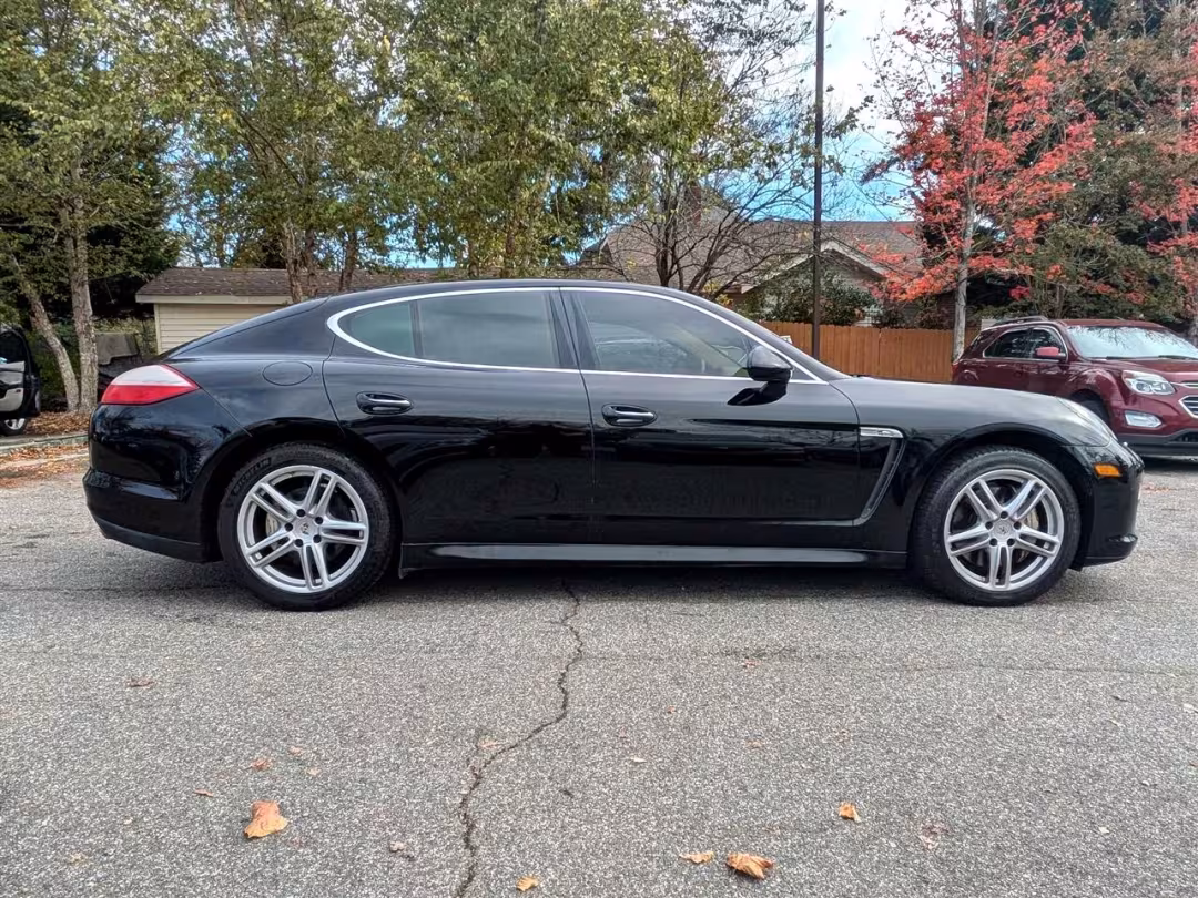 2010 Porsche Panamera - WP0AB2A77AL061058 - Image #10